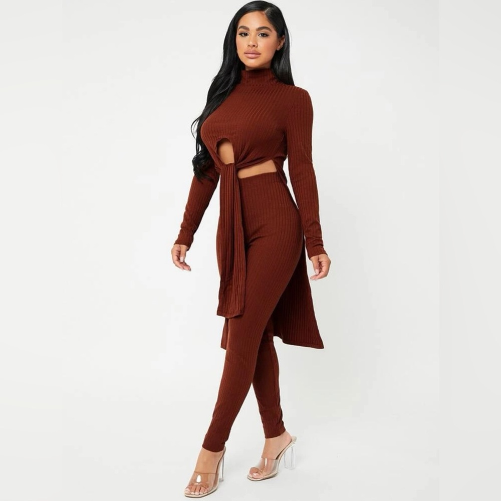 SXY Mock Neck Tie Front High Low Tee & Leggings Set